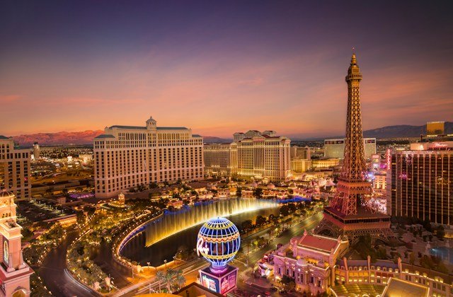 MGM Stock Trades 30% Below Diller’s Collapsed Buyout, With 25,000 Nevada Jobs Now in Limbo